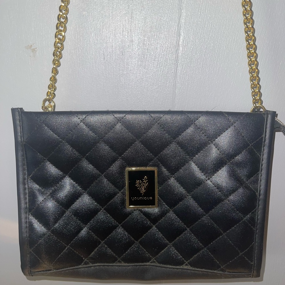 Younique black purse
